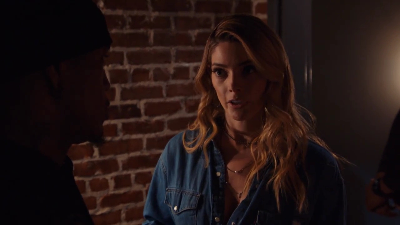 Ashley-Greene-dot-nl_StepUpHighWater2x05-0680.jpg
