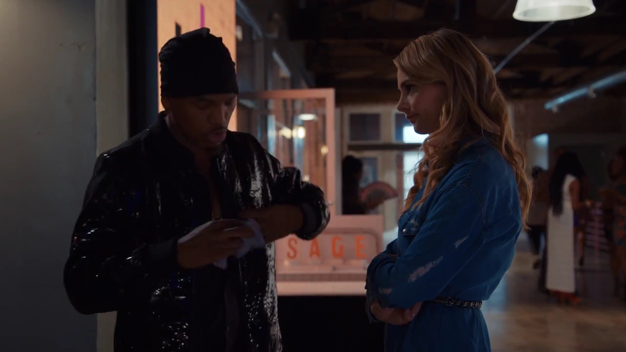 Ashley-Greene-dot-nl_StepUpHighWater2x05-0977.jpg
