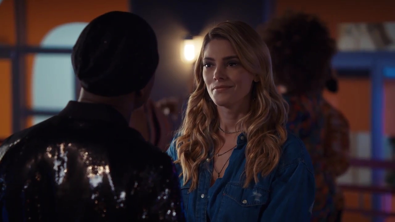 Ashley-Greene-dot-nl_StepUpHighWater2x05-0986.jpg