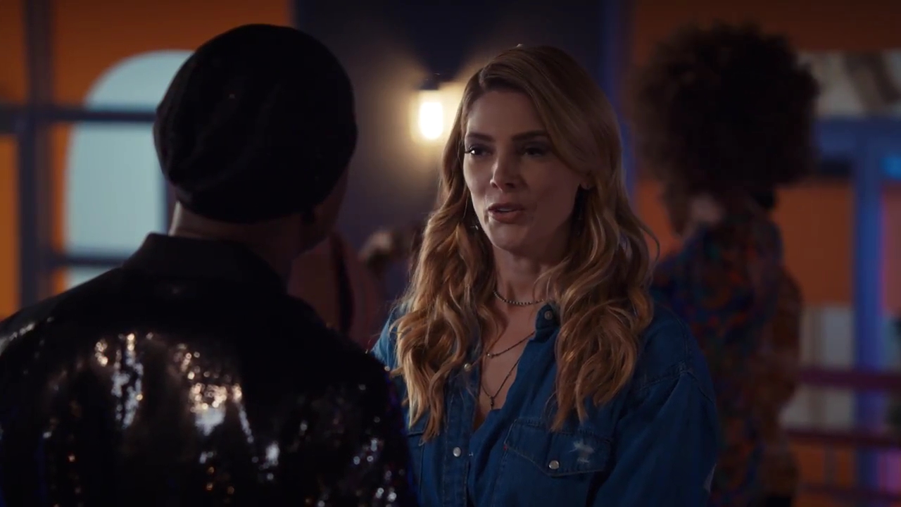 Ashley-Greene-dot-nl_StepUpHighWater2x05-0987.jpg