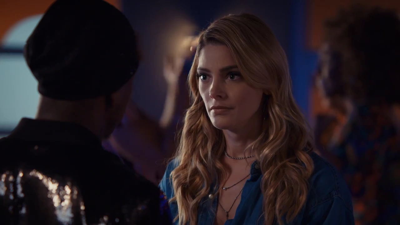 Ashley-Greene-dot-nl_StepUpHighWater2x05-1000.jpg