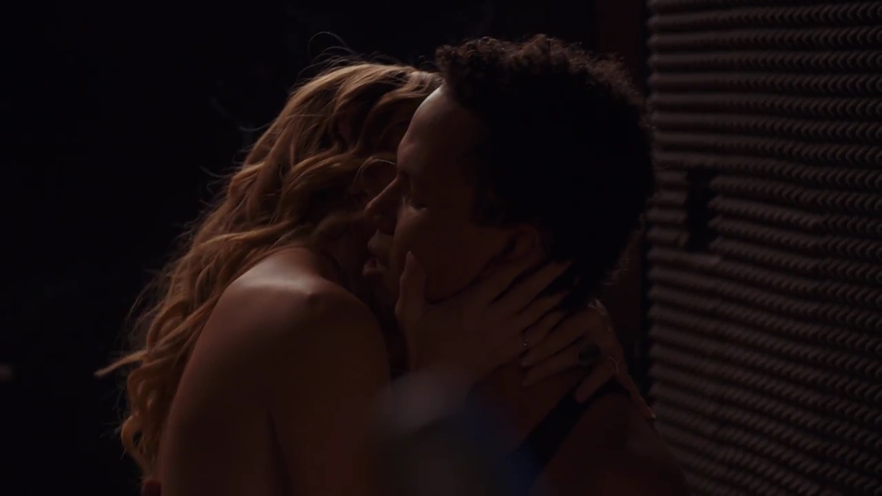 Ashley-Greene-dot-nl_StepUpHighWater2x05-2309.jpg