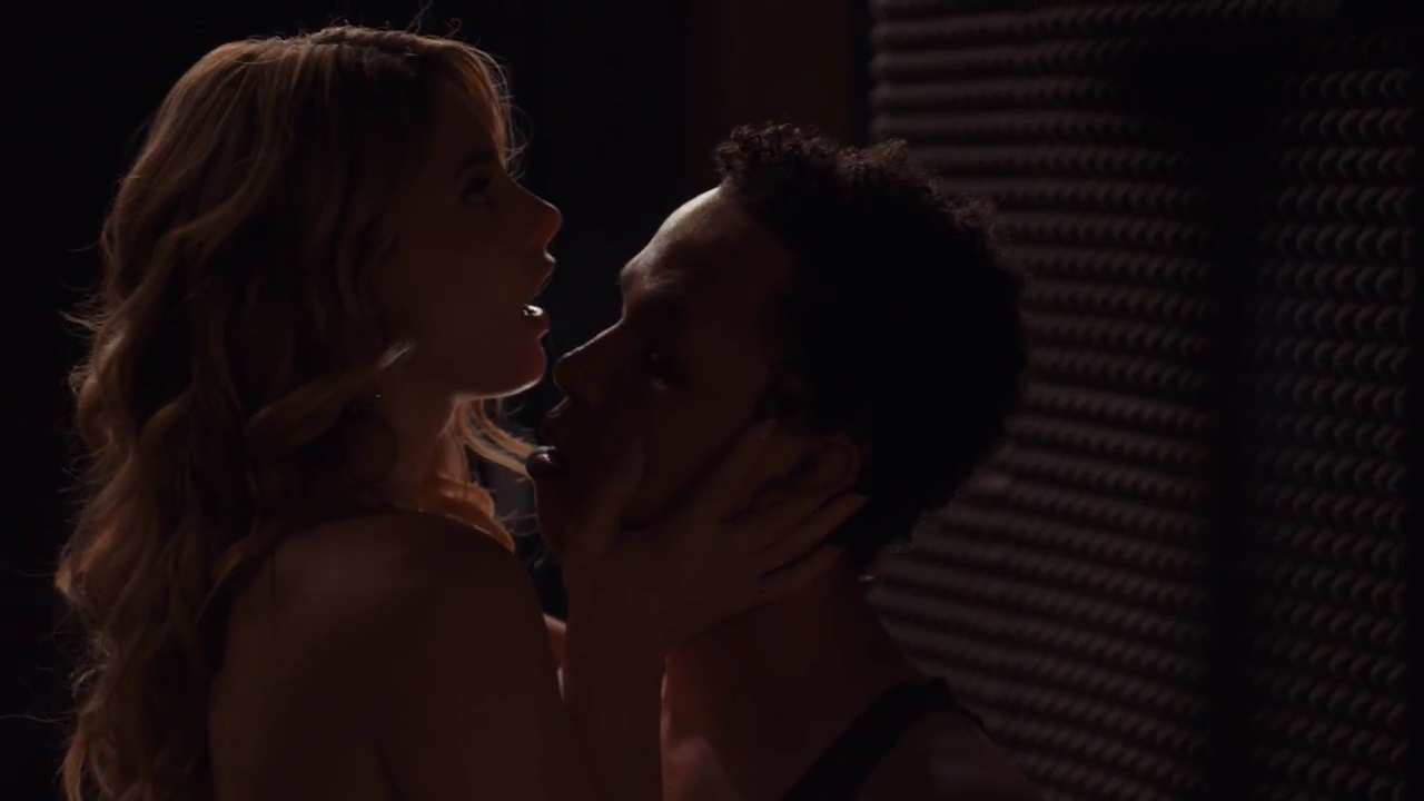 Ashley-Greene-dot-nl_StepUpHighWater2x05-2314.jpg