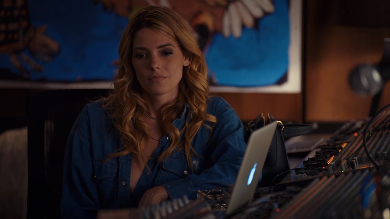Ashley-Greene-dot-nl_StepUpHighWater2x05-2616.jpg