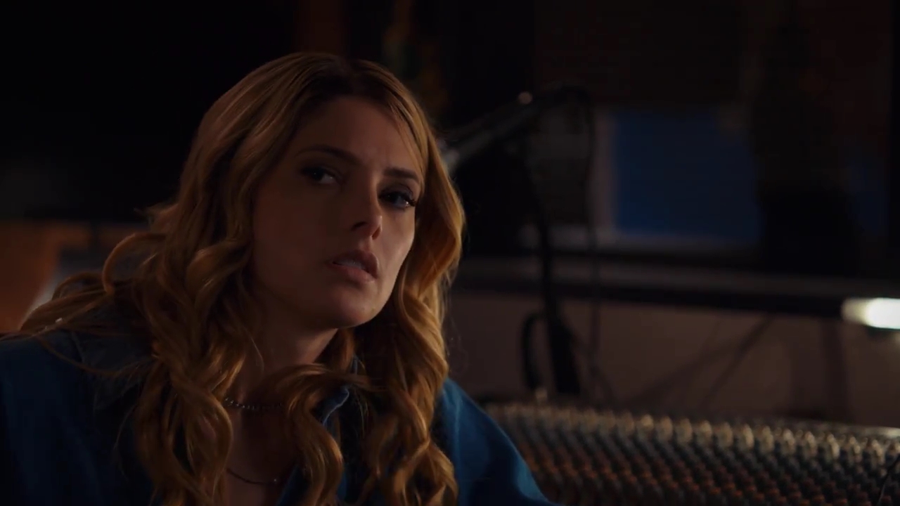 Ashley-Greene-dot-nl_StepUpHighWater2x05-2654.jpg