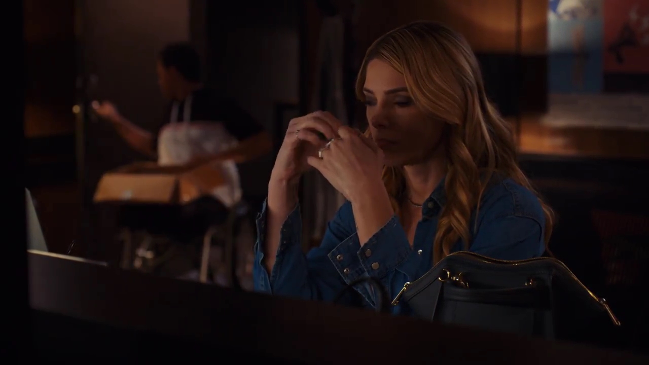 Ashley-Greene-dot-nl_StepUpHighWater2x05-2675.jpg