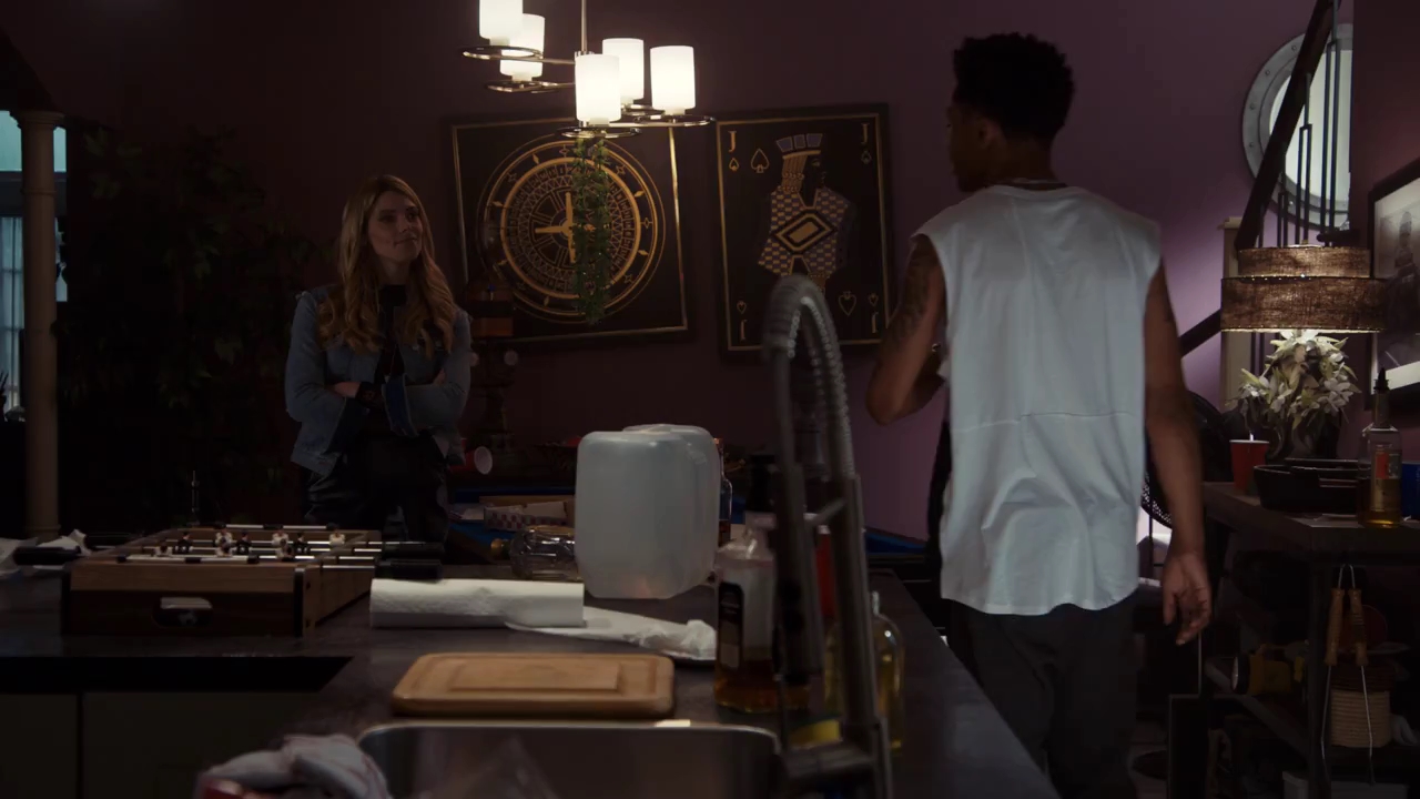 Ashley-Greene-dot-nl_StepUpHighWater2x06-0516.jpg
