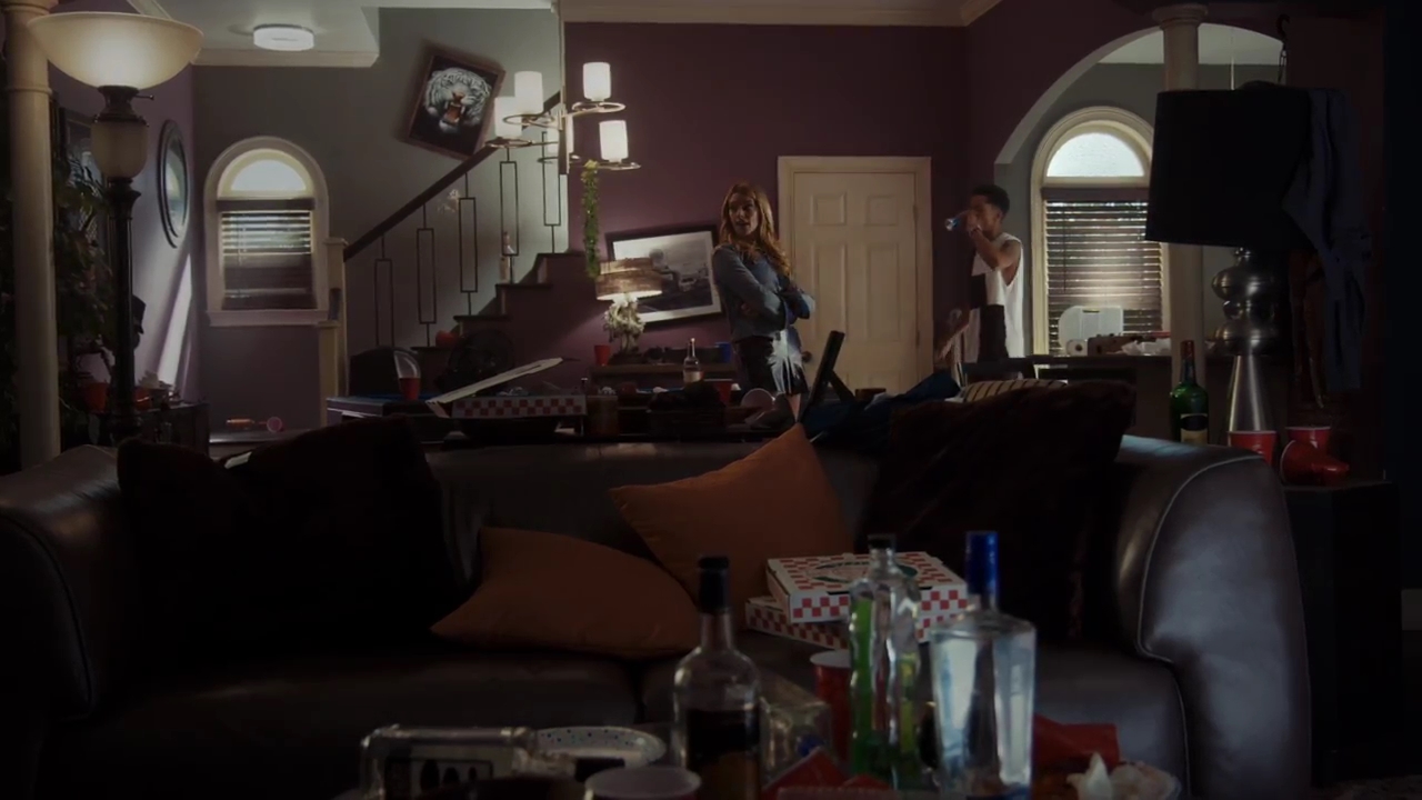 Ashley-Greene-dot-nl_StepUpHighWater2x06-0519.jpg