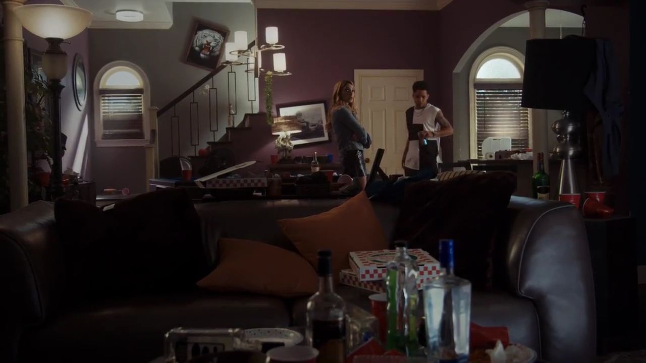 Ashley-Greene-dot-nl_StepUpHighWater2x06-0520.jpg