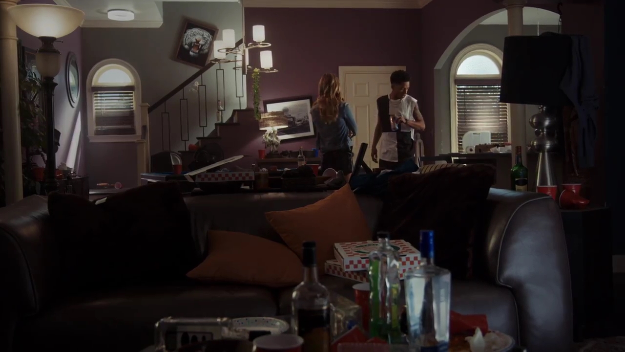Ashley-Greene-dot-nl_StepUpHighWater2x06-0521.jpg