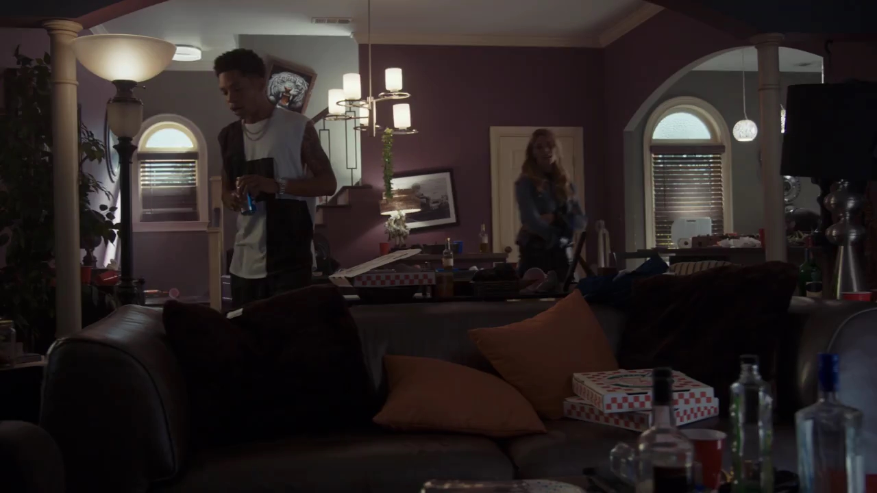 Ashley-Greene-dot-nl_StepUpHighWater2x06-0535.jpg