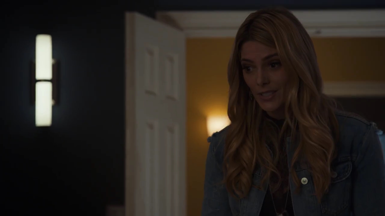 Ashley-Greene-dot-nl_StepUpHighWater2x06-0540.jpg