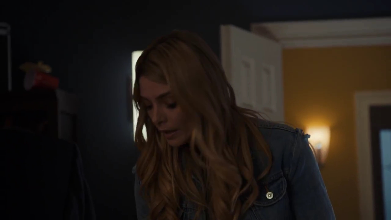 Ashley-Greene-dot-nl_StepUpHighWater2x06-0542.jpg