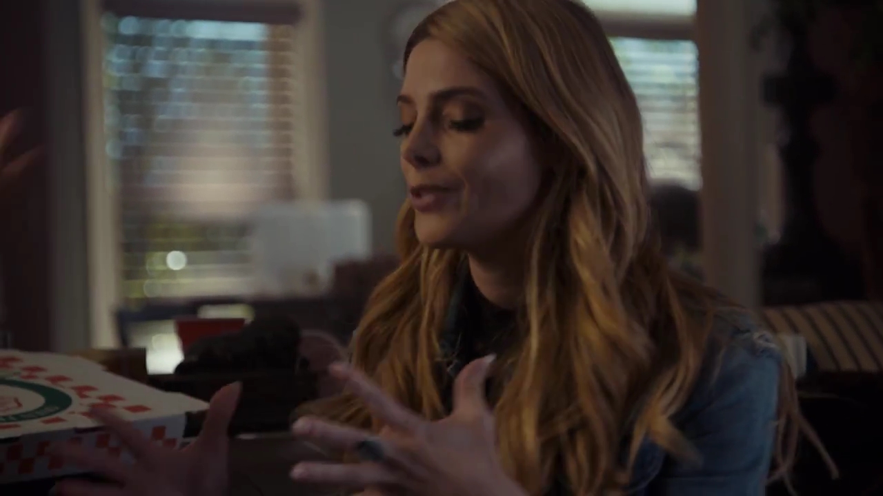 Ashley-Greene-dot-nl_StepUpHighWater2x06-0554.jpg