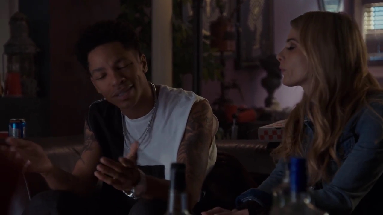 Ashley-Greene-dot-nl_StepUpHighWater2x06-0574.jpg
