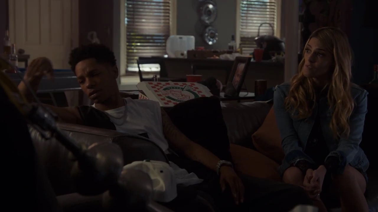 Ashley-Greene-dot-nl_StepUpHighWater2x06-0591.jpg