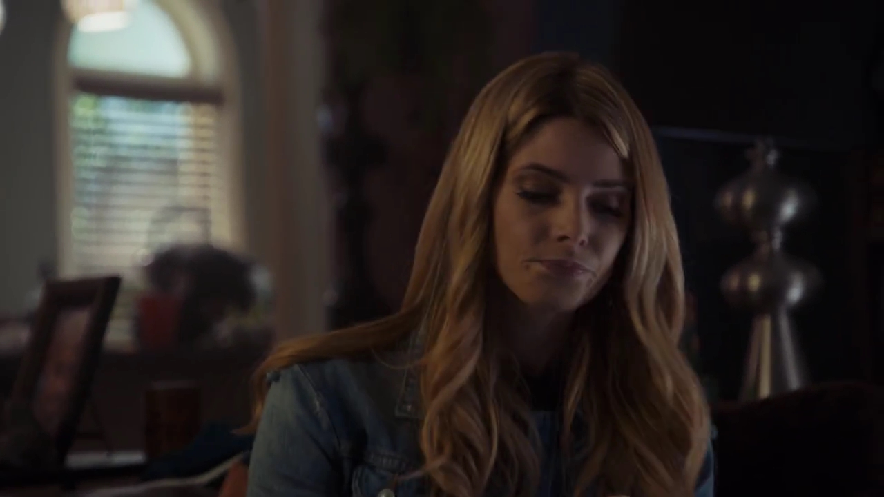 Ashley-Greene-dot-nl_StepUpHighWater2x06-0599.jpg