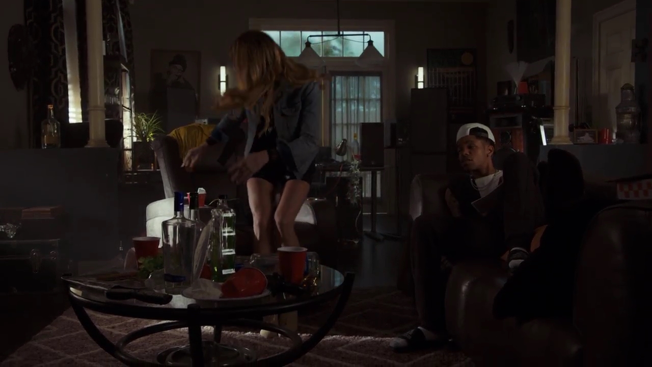 Ashley-Greene-dot-nl_StepUpHighWater2x06-1206.jpg