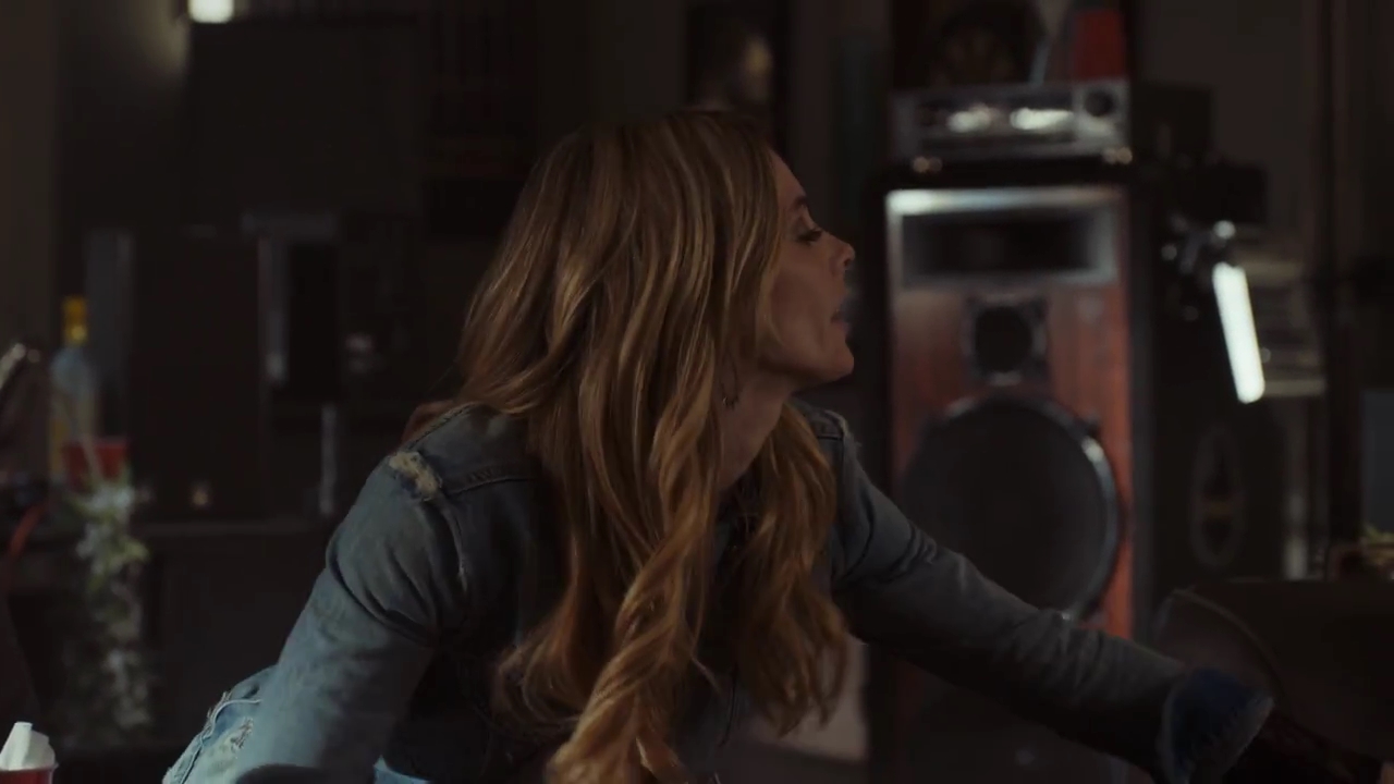 Ashley-Greene-dot-nl_StepUpHighWater2x06-1229.jpg