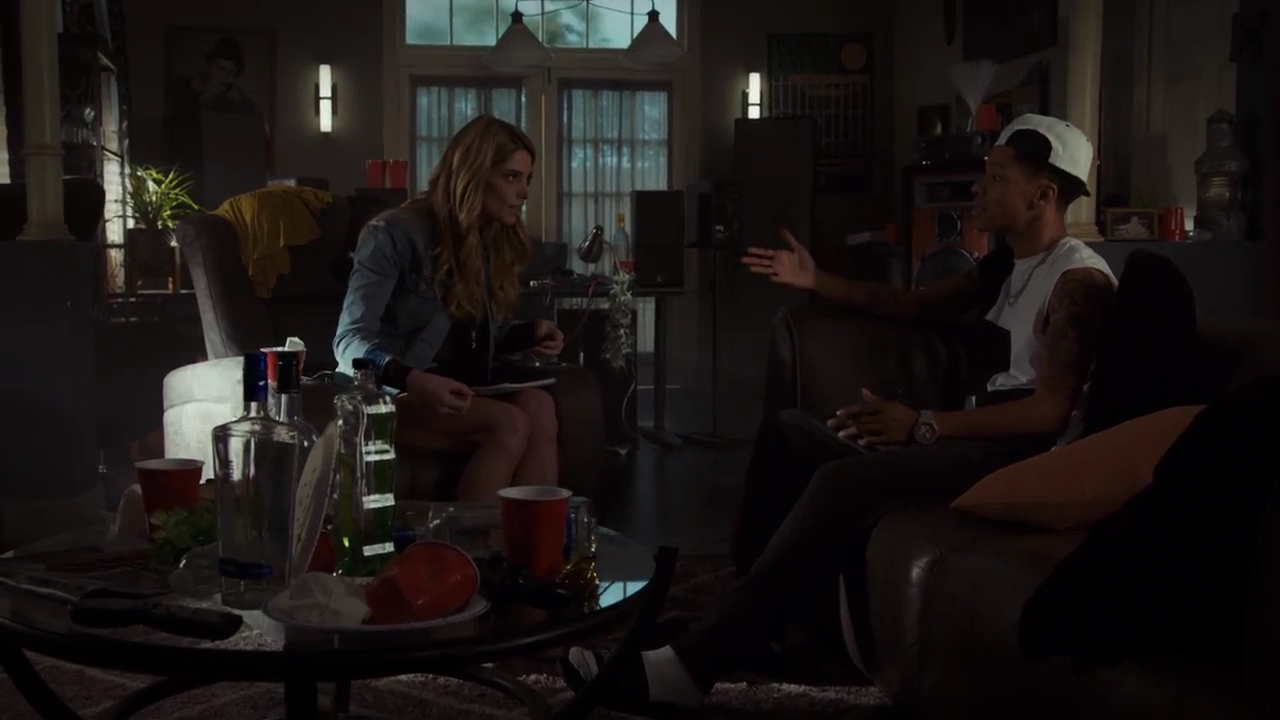 Ashley-Greene-dot-nl_StepUpHighWater2x06-1241.jpg