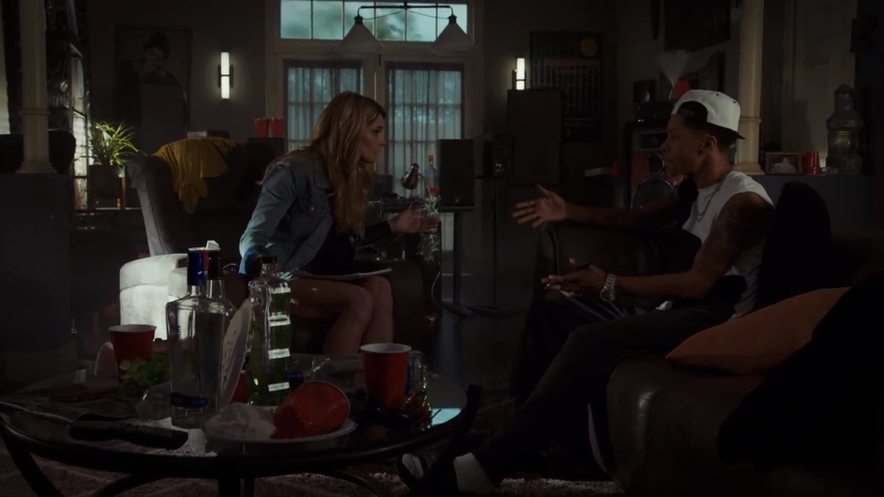 Ashley-Greene-dot-nl_StepUpHighWater2x06-1242.jpg