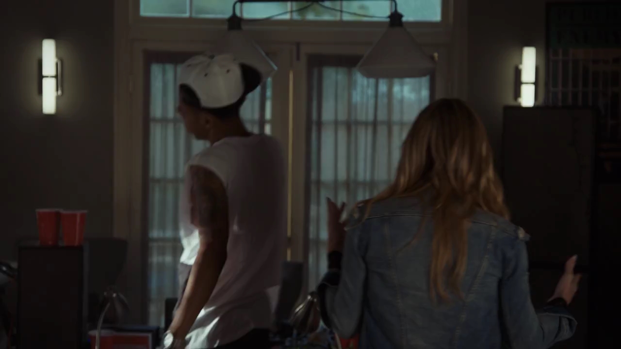 Ashley-Greene-dot-nl_StepUpHighWater2x06-1264.jpg