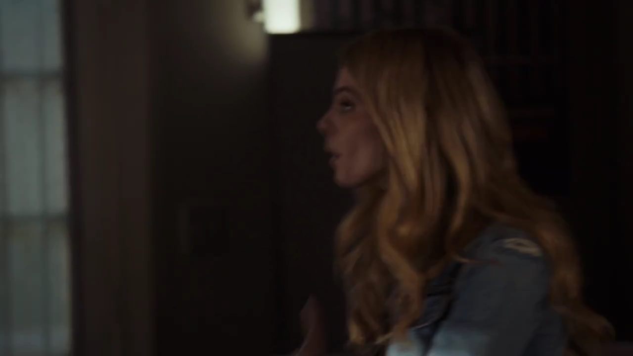 Ashley-Greene-dot-nl_StepUpHighWater2x06-1268.jpg