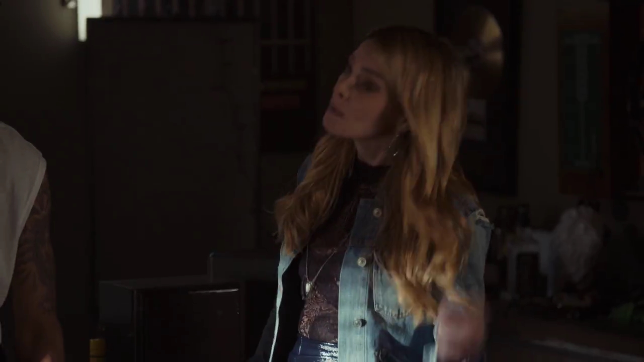 Ashley-Greene-dot-nl_StepUpHighWater2x06-1277.jpg