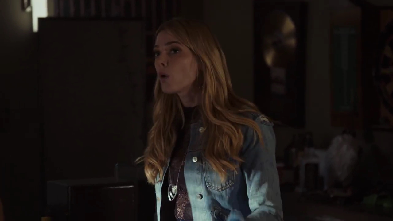 Ashley-Greene-dot-nl_StepUpHighWater2x06-1278.jpg