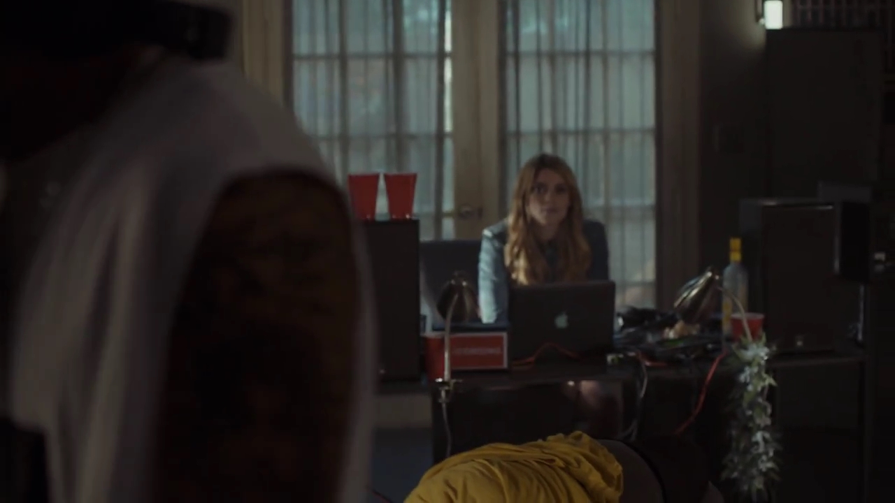 Ashley-Greene-dot-nl_StepUpHighWater2x06-1302.jpg