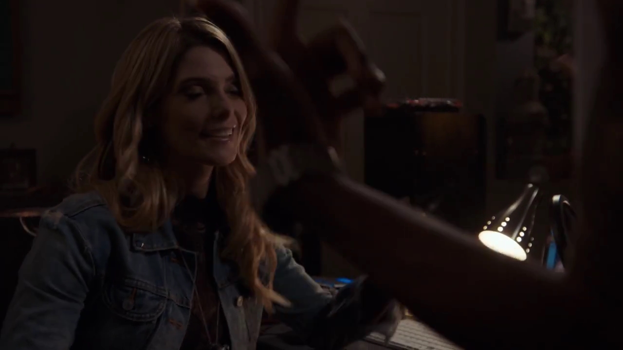 Ashley-Greene-dot-nl_StepUpHighWater2x06-1436.jpg