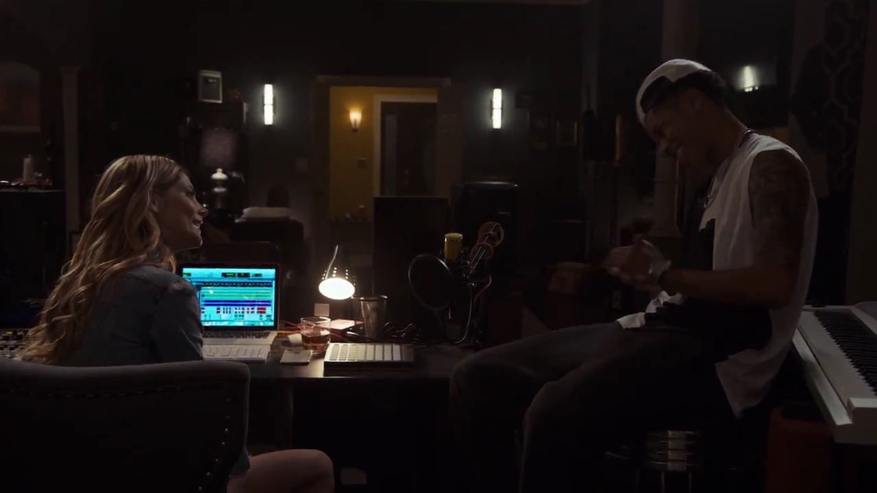 Ashley-Greene-dot-nl_StepUpHighWater2x06-1444.jpg