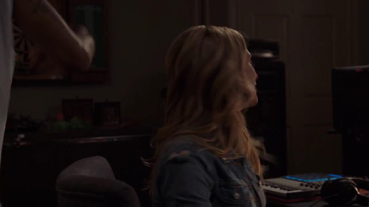 Ashley-Greene-dot-nl_StepUpHighWater2x06-1448.jpg