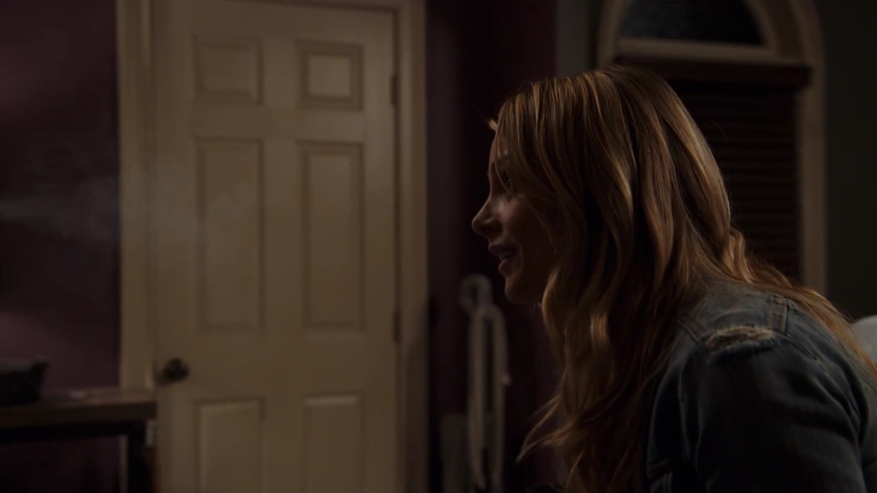 Ashley-Greene-dot-nl_StepUpHighWater2x06-1736.jpg