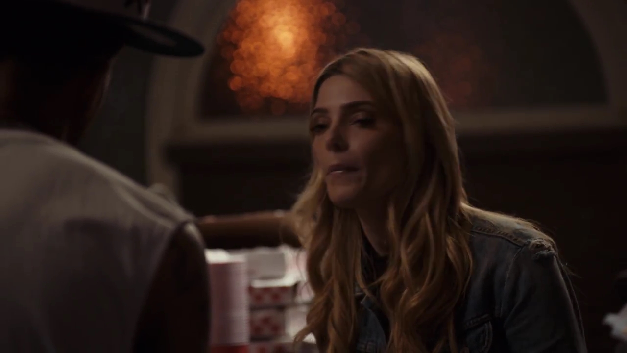 Ashley-Greene-dot-nl_StepUpHighWater2x06-1742.jpg