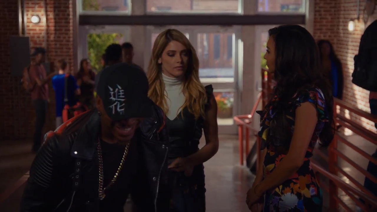 Ashley-Greene-dot-nl_StepUpHighWater2x06-1878.jpg