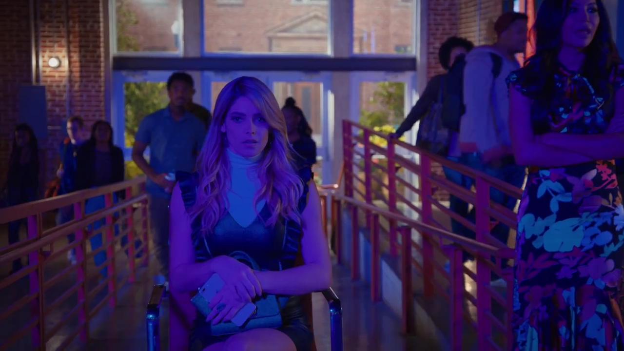 Ashley-Greene-dot-nl_StepUpHighWater2x06-1893.jpg