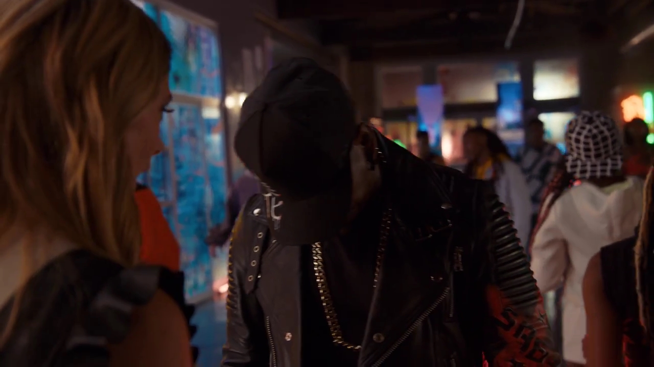Ashley-Greene-dot-nl_StepUpHighWater2x06-2003.jpg