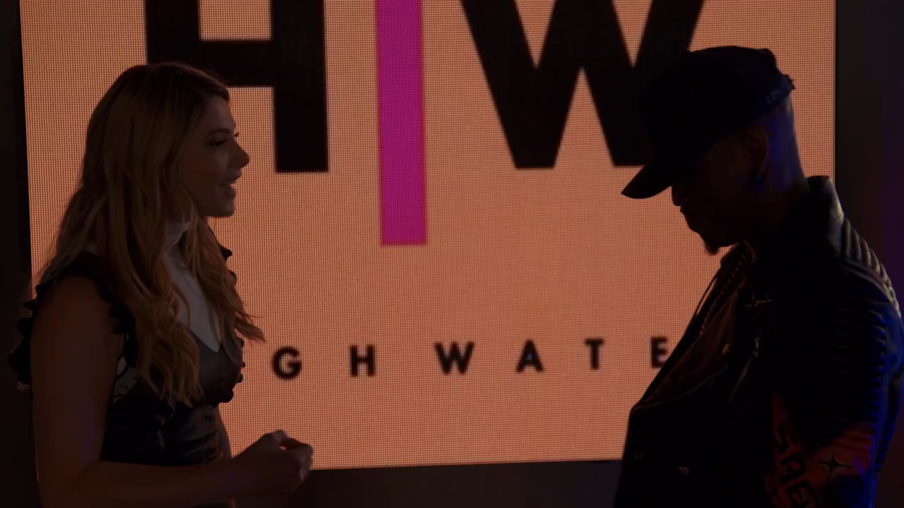Ashley-Greene-dot-nl_StepUpHighWater2x06-2010.jpg