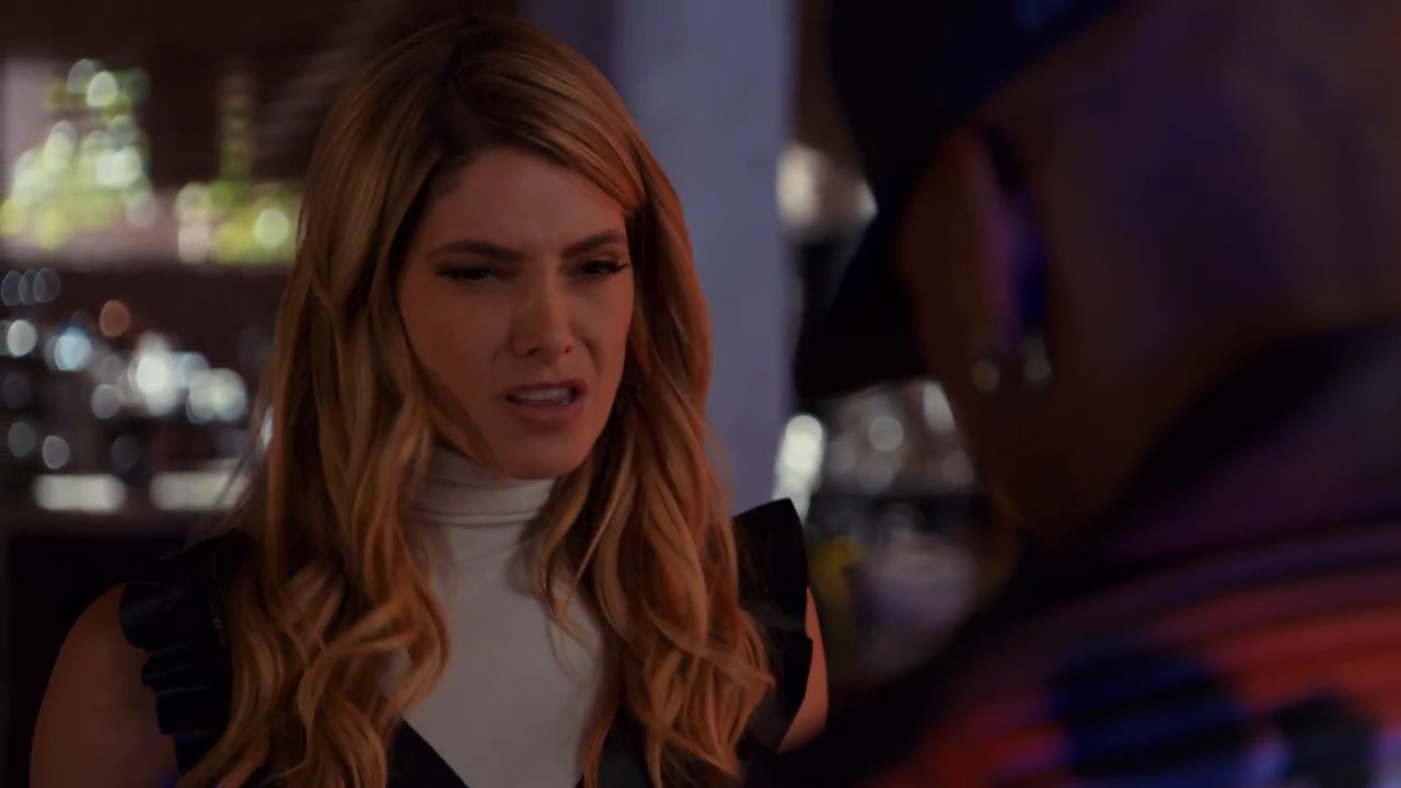 Ashley-Greene-dot-nl_StepUpHighWater2x06-2015.jpg