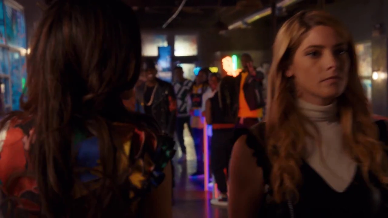 Ashley-Greene-dot-nl_StepUpHighWater2x06-2071.jpg