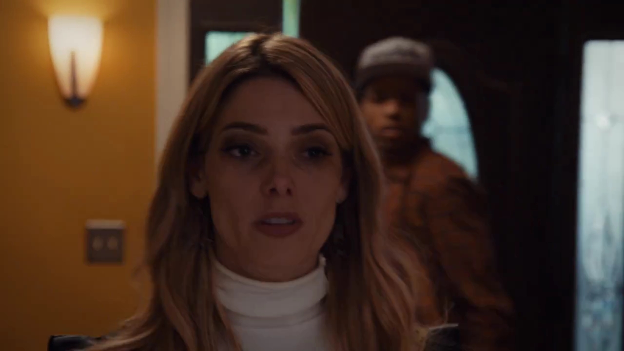 Ashley-Greene-dot-nl_StepUpHighWater2x06-2177.jpg