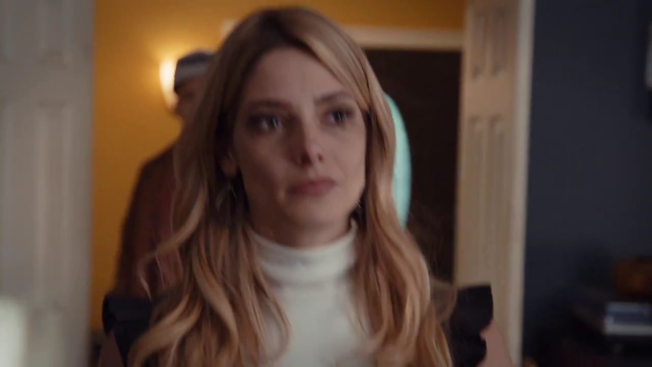 Ashley-Greene-dot-nl_StepUpHighWater2x06-2179.jpg