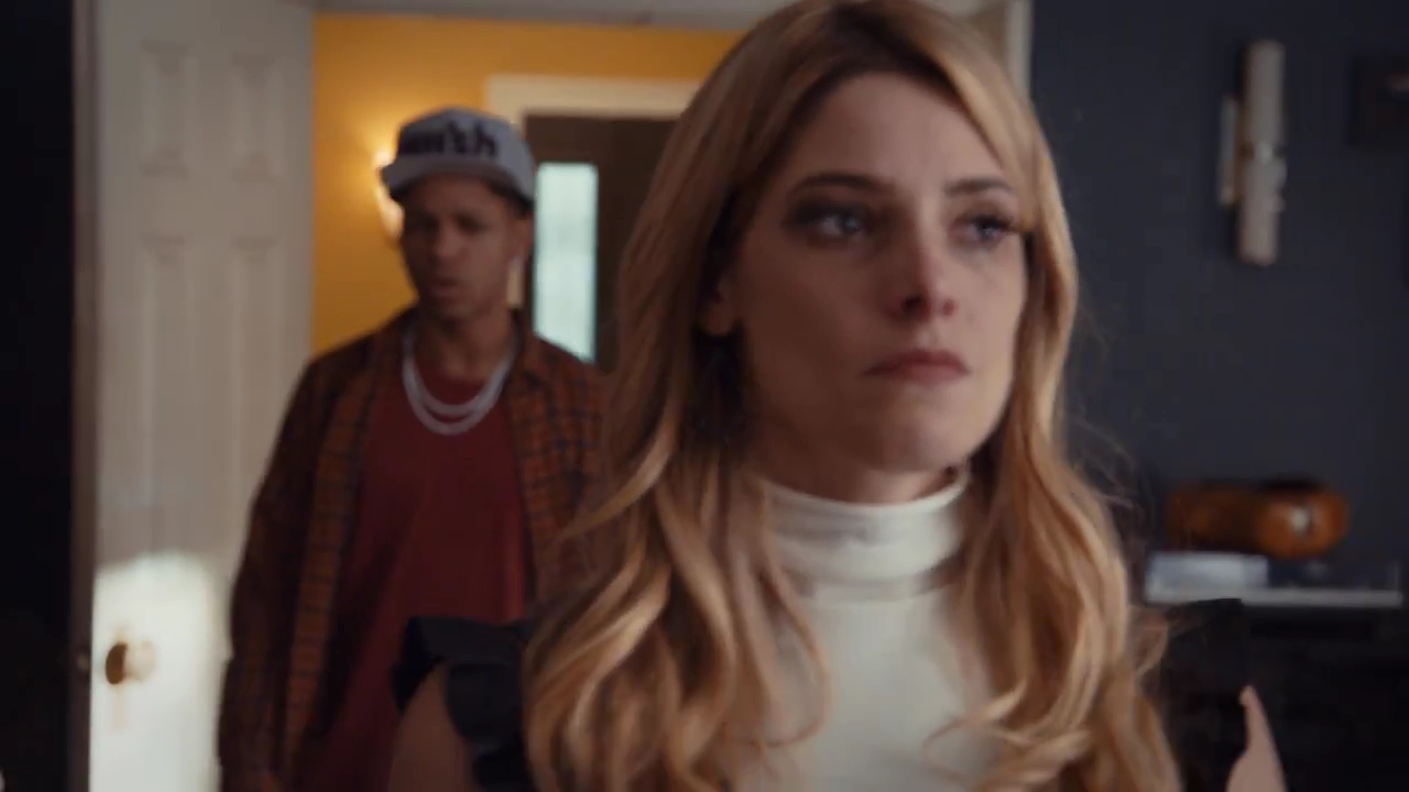 Ashley-Greene-dot-nl_StepUpHighWater2x06-2180.jpg