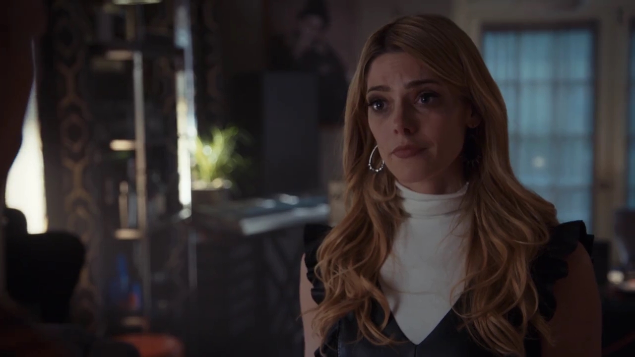 Ashley-Greene-dot-nl_StepUpHighWater2x06-2186.jpg