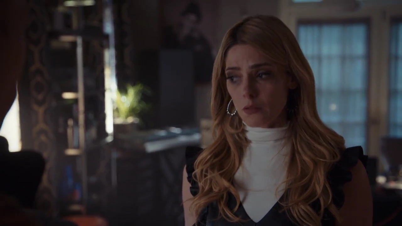 Ashley-Greene-dot-nl_StepUpHighWater2x06-2187.jpg