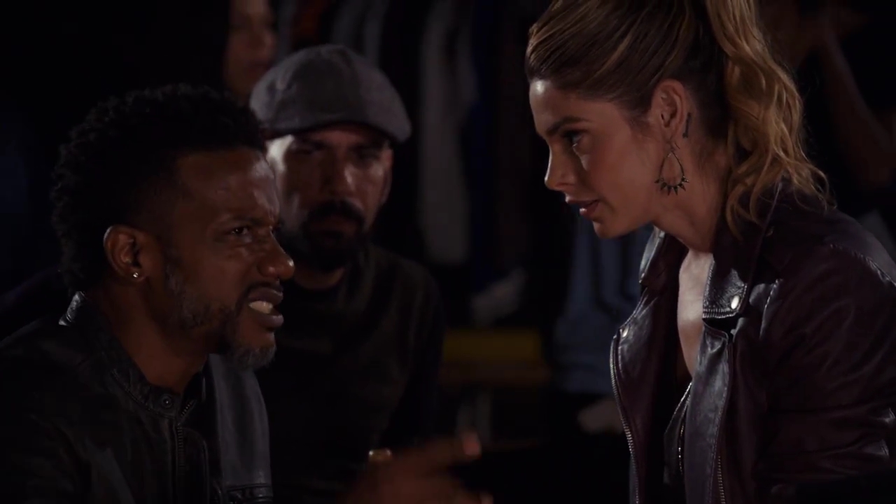 Ashley-Greene-dot-nl_StepUpHighWater2x07-0119.jpg