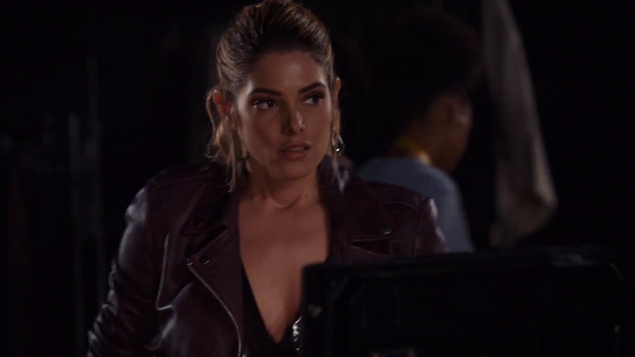 Ashley-Greene-dot-nl_StepUpHighWater2x07-0123.jpg