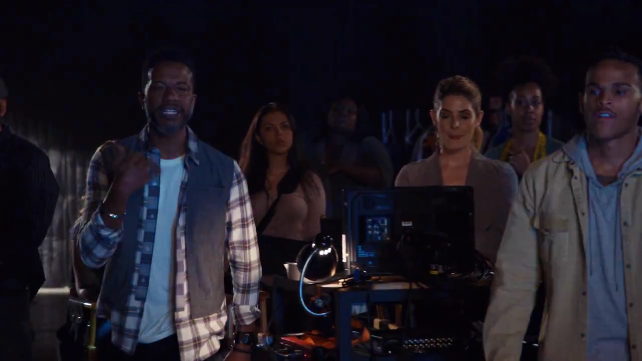 Ashley-Greene-dot-nl_StepUpHighWater2x07-0221.jpg