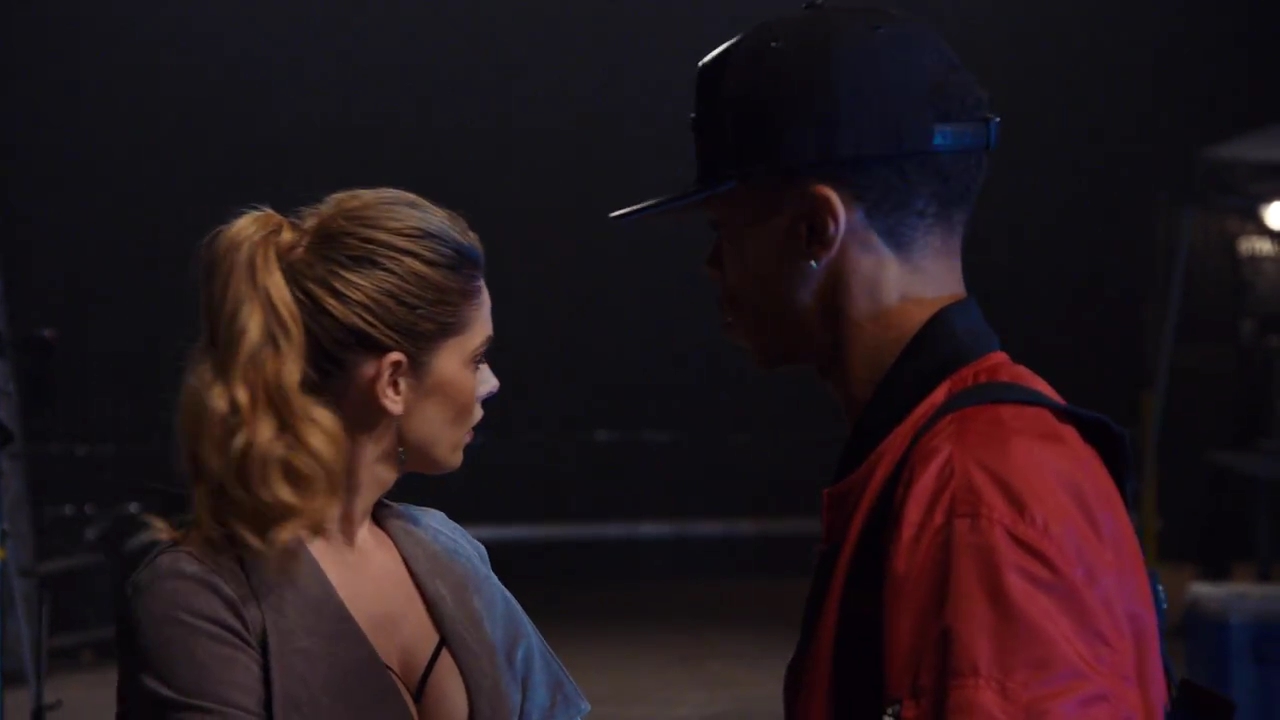Ashley-Greene-dot-nl_StepUpHighWater2x07-0260.jpg